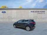 Used 2017 Kia Sportage LX image 3