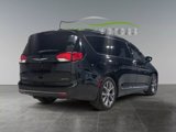 Used 2018 Chrysler Pacifica Limited w/ Tire & Wheel Group image 3