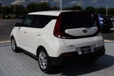 Used 2021 Kia Soul LX image 3
