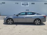 Used 2022 Nissan Altima 2.5 SR image 2