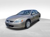 Used 2004 Honda Accord LX image 2