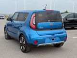 Used 2019 Kia Soul + image 5