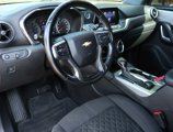 Used 2019 Chevrolet Blazer LT image 3