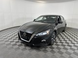 Used 2022 Nissan Altima 2.5 SV image 2