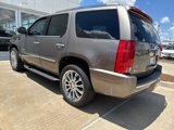 Used 2011 Cadillac Escalade 2WD image 5