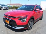 Used 2023 Kia Niro SX Touring image 3