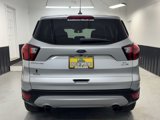 Used 2019 Ford Escape SE image 5