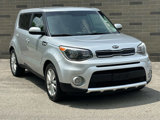 Used 2017 Kia Soul + image 2