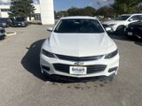Used 2017 Chevrolet Malibu LT w/ Leather Package image 2