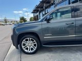 Used 2020 GMC Yukon SLT w/ Premium Edition image 2