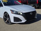 Used 2023 Nissan Altima 2.5 SR image 2