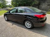 Used 2018 Ford Focus SE image 3