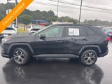 Used 2019 Toyota RAV4 LE image 2