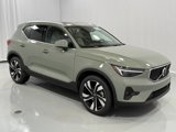New 2025 Volvo XC40 B5 Plus w/ Climate Package image 4