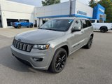 Used 2021 Jeep Grand Cherokee Laredo X image 3