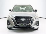 Used 2022 Nissan Kicks SR image 2