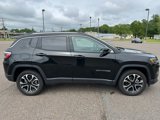 Used 2022 Jeep Compass Limited image 2