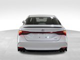 Used 2019 Toyota Avalon XSE image 6