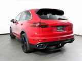 Used 2015 Porsche Cayenne Turbo image 2