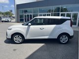 Used 2021 Kia Soul LX image 3