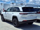 New 2025 Jeep Grand Cherokee Altitude image 4