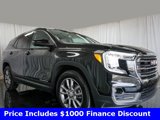 Used 2024 GMC Terrain SLT image 2