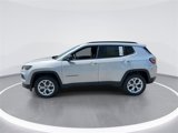 New 2025 Jeep Compass Latitude image 5