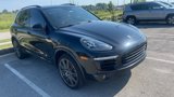 Used 2017 Porsche Cayenne S image 3