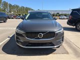 Used 2023 Volvo XC60 B5 Plus image 5