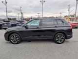 Used 2022 Volkswagen Tiguan S image 3