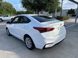 Used 2022 Hyundai Accent SE image 2