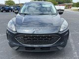 Used 2022 Ford Escape SE w/ SE Sport Appearance Package image 2