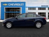 Used 2011 Chevrolet Cruze LS image 2