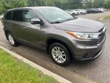 Used 2015 Toyota Highlander LE image 3