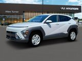 New 2025 Hyundai Kona SE image 2
