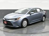 Used 2024 Toyota Corolla LE image 2
