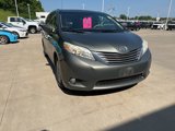 Used 2012 Toyota Sienna XLE image 2