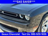 Used 2015 Dodge Challenger SXT image 2