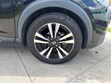 Used 2019 Nissan Kicks SR image 4