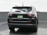 New 2025 Jeep Compass Limited image 4