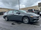New 2025 Hyundai Elantra SE image 2