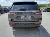 New 2025 Jeep Grand Cherokee Laredo image 6