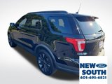 Used 2018 Ford Explorer XLT w/ Equipment Group 202A image 3