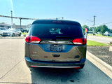 Used 2020 Chrysler Pacifica Touring w/ Advanced Safetytec Group image 6