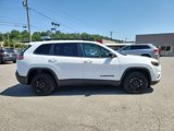 Used 2023 Jeep Cherokee Altitude Lux image 3