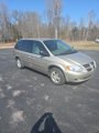 Used 2004 Dodge Caravan SXT image 2