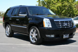 Used 2011 Cadillac Escalade Premium image 2