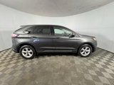 Used 2020 Ford Edge SE image 5