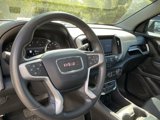 Used 2022 GMC Terrain SLE w/ Driver Convenience Package image 4