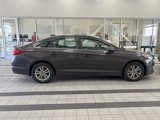 Used 2015 Hyundai Sonata SE image 2